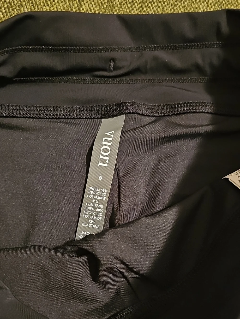 NWT Vuori Dune Black High Waist Shorty